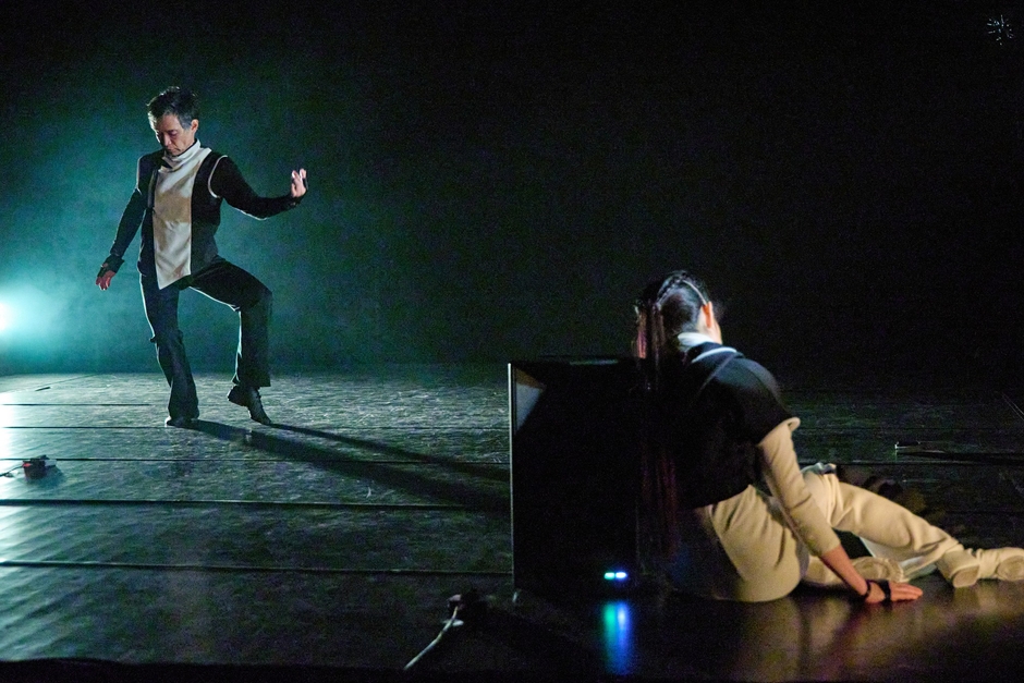 石山雄三前作『decr.』よりphoto by Yohta Kataoka
