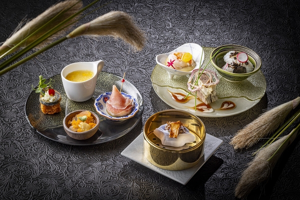 写真①　セイボリー8種