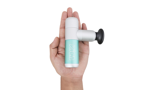 手のひらサイズの業界最軽量&最小のコンパクトボディ