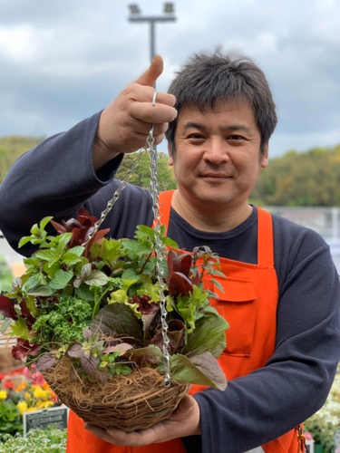 寄せ植え講座講師：國分豊