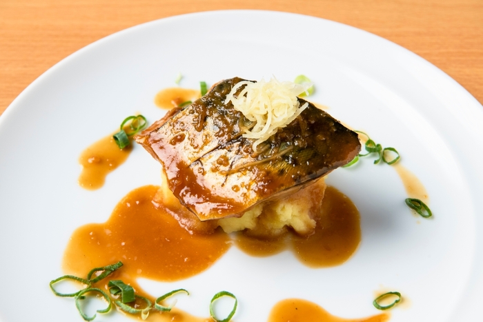 厳選味噌のさば煮つけ 979円(税込)