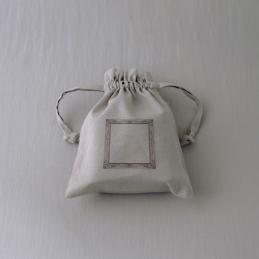 ギフトにもおすすめなオリジナル巾着