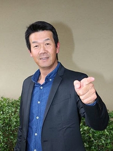 八木 裕氏