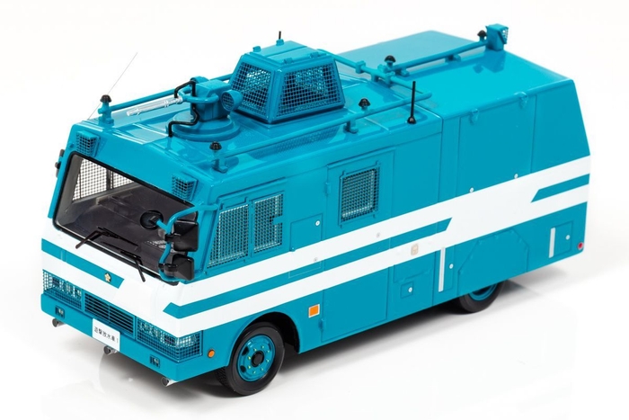 機動隊遊撃放水車両:左前