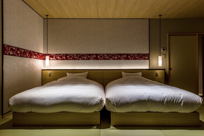 【コンセプトフロア客室】シモンズ製ダブルベッドが2台［一例］