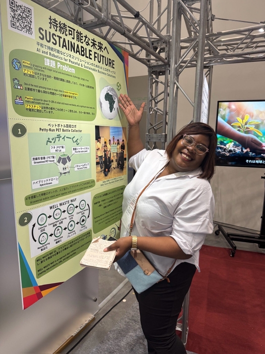 持続可能な未来へ・説明員Chipo