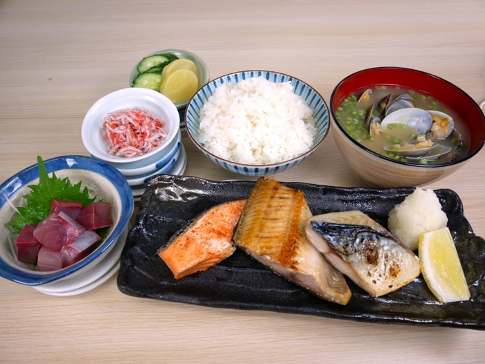 ミックス焼魚定食　1&#44;480円(税込)