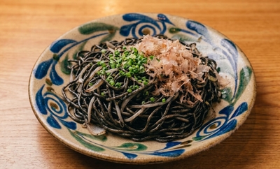 特製イカスミ焼きそば