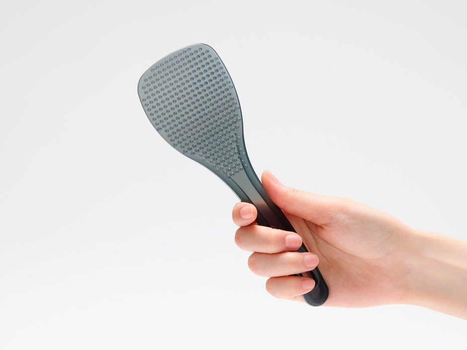 握りやすく、軽い