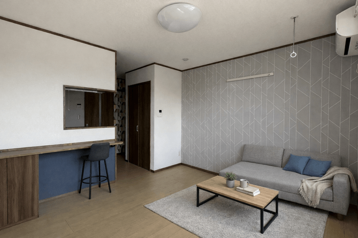 松島の海をイメージした青をアクセントカラーにした内装(家具配置イメージ)