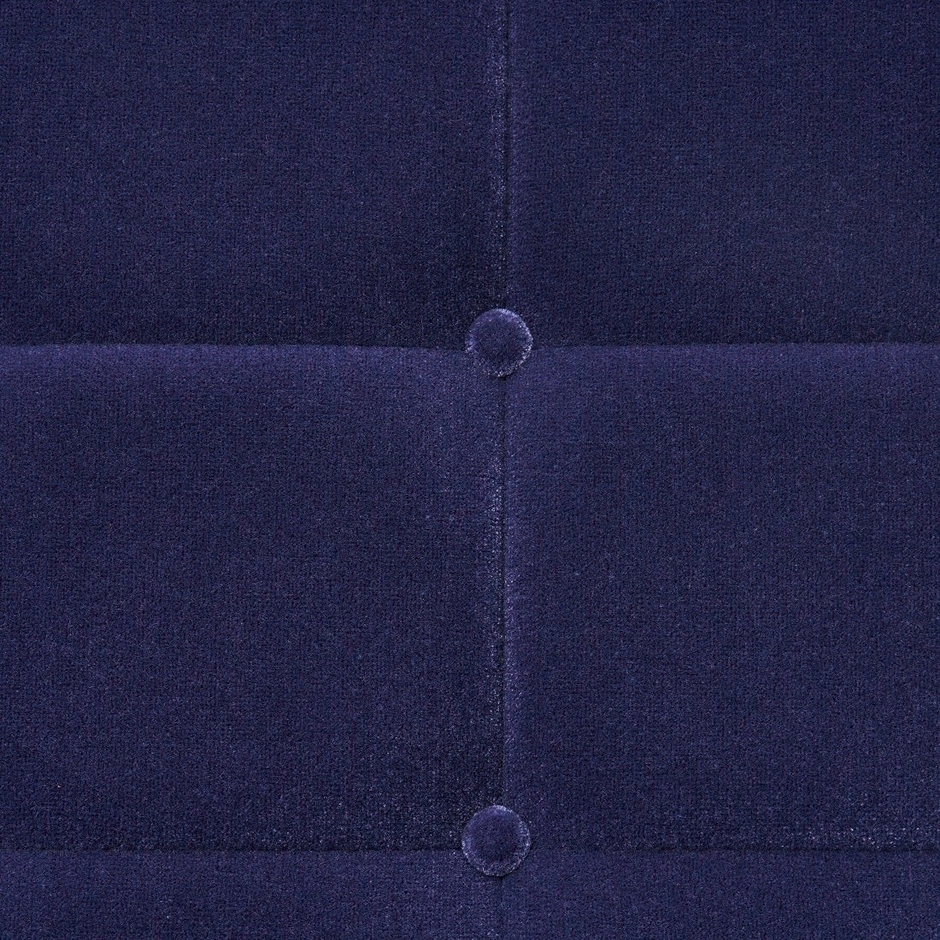 東浦町の特産品である巨峰をモチーフにしたモケット織り布地