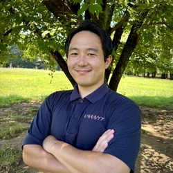 住み慣れた家で最期まで安心して暮らせる地域づくり。
訪問介護いちももケアが社会的使命を貫く理由