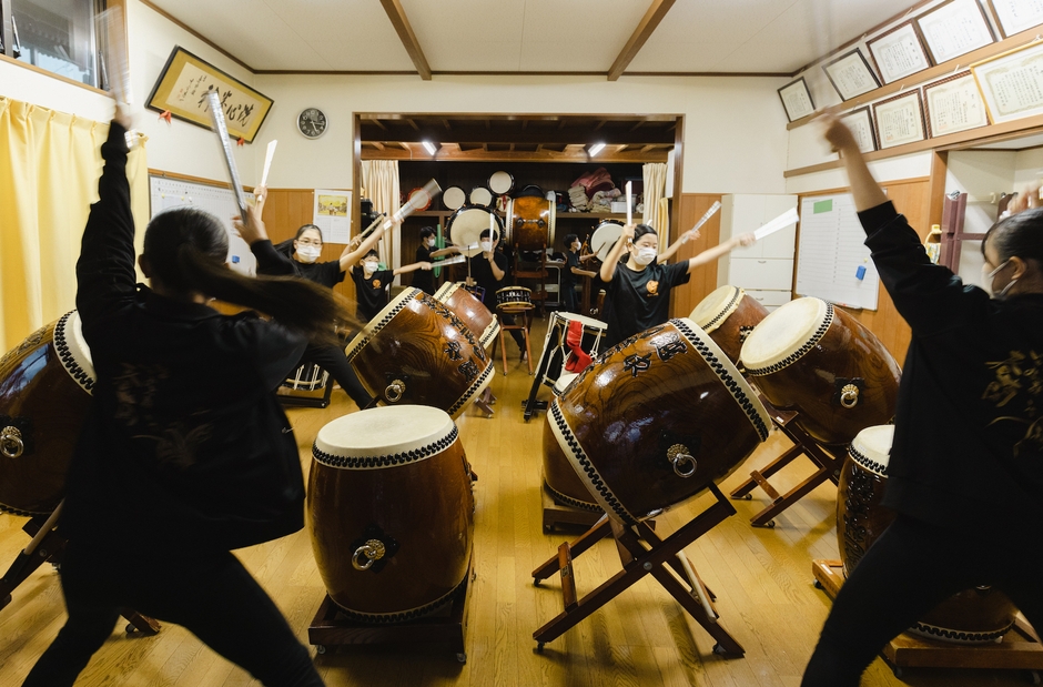 土地の人に学ぶ越中いさみ太鼓体験