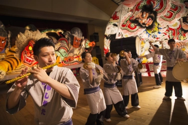 青森屋　青森のお祭り団体と青森屋が共演する演奏を公演 ～地域と連携し青森の祭りの魅力を発信～　公演日：2020年8月1日、2日、8日、9日、22日、23日、29日、30日