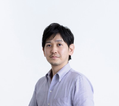 日経ビジネス 記者 鷲尾 龍一