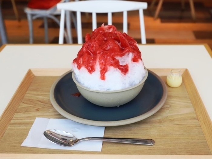 かき氷(いちご生練乳) 980円