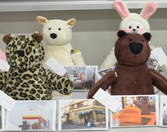 八尾市では、ロボットが商店街を活性化