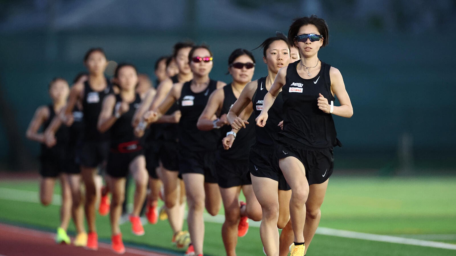 名城大学 女子駅伝直筆サイン入り フレーム付き写真 女子駅伝部】香港で9月27日（土）～28日（火）に開催される「香港2025