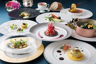 「野菜」が持つ可能性・美味・彩りをフレンチで 夏を迎える、“野菜づくし”のフルコース 岩塩で蒸しあげた夏野菜×鮑の旨味、赤ピーマンのデザートなど 2018年6月1日（金）より スペシャリティレストラン「マルメゾン」にて