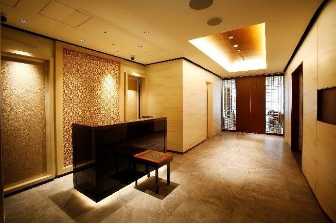 東京駅 ラウンジ受付