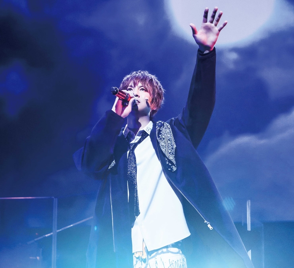 「浦井健治 Live Tour 2023~VARIOUS~」©ポニーキャニオン