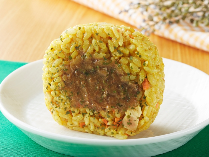 日乃屋カレー監修カレーピラフおにぎり画像(画像はイメージです。)