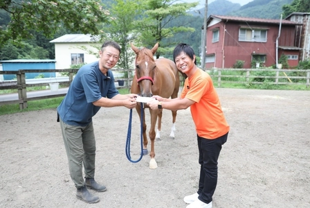 埼玉県の経営者が集う「SAITAMA交流会」、参加費の一部を引退馬支援に