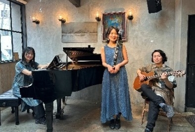 seekTRIO（シークトリオ）