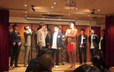 週替わりで若手中堅の吉本芸人が登場