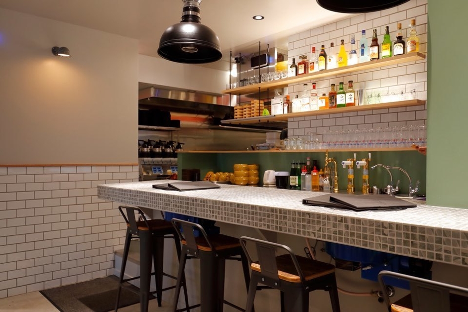 熟成肉専門店ヨプの王豚塩焼 GEMS新橋店(内観2)