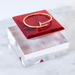 最も美しい・アクリル展示ディスプレイ台「 Pyramid 」・「 a i u e o DISPLAY 」