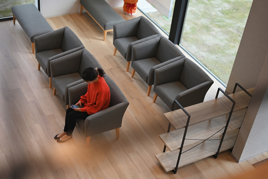 明るく開放的な空間