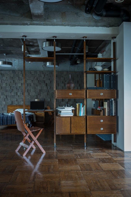 簡易なデスクにも