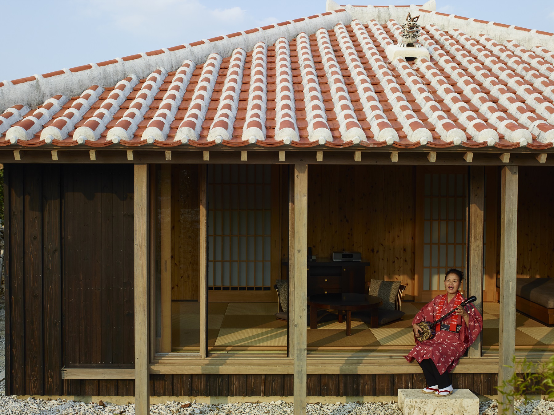 星のや竹富島 GoToトラベル事業の地域共通クーポンを活用した三線のプライベート演奏会「三線の調べ」実施 期間:2020年10月15日~