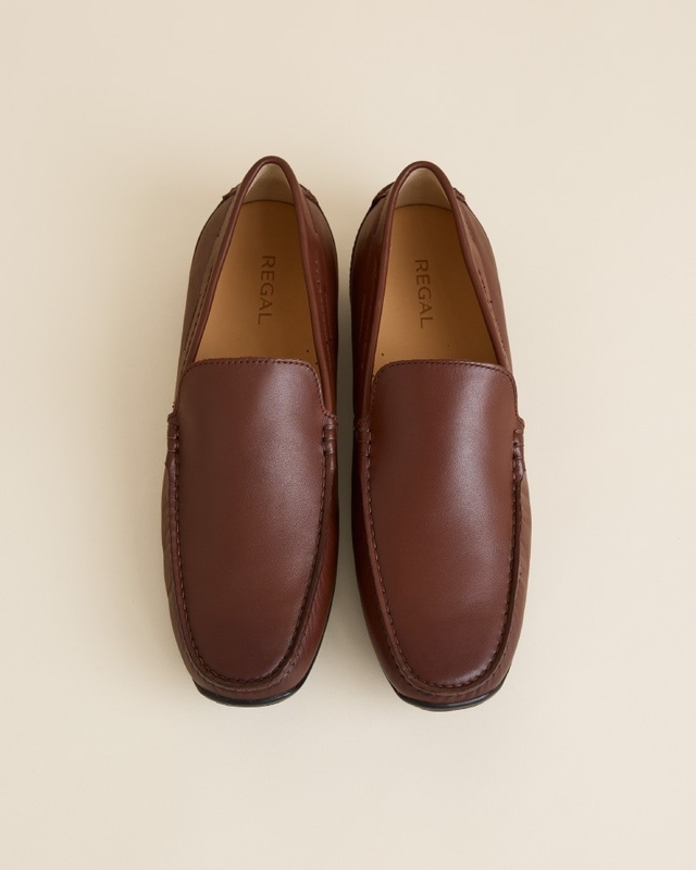 イタリアンレザーの上質な質感　55BL AFA  ￥22,000(税込)　