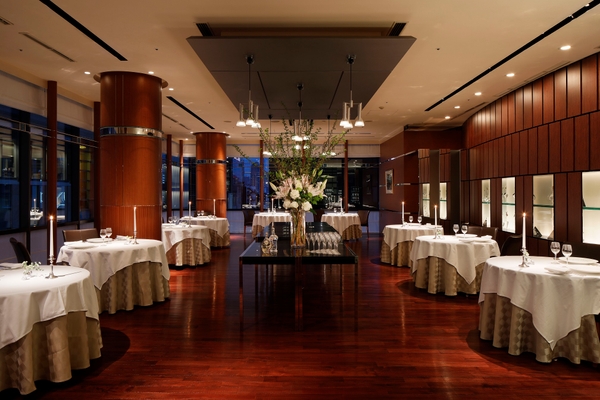 「アルジェント」のダイニング