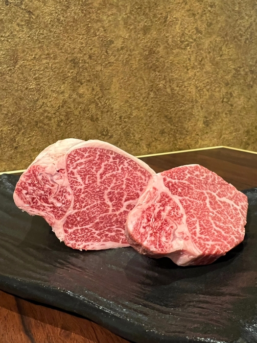 赤字覚悟!ヒレ肉