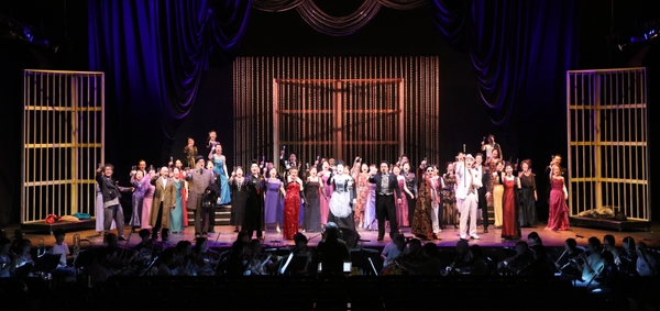 2019年公演「こうもり」より