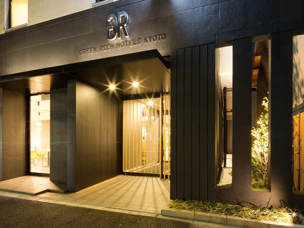 本館（エントランス）