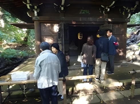 得仁堂ガイドツアー（昨年度の様子）