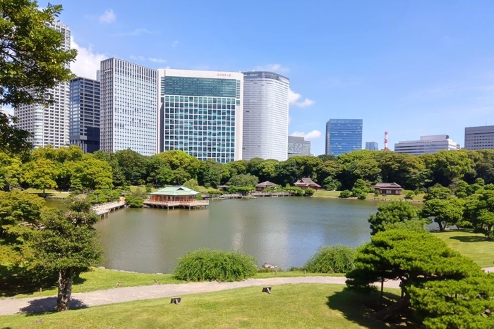 浜離宮恩賜庭園　富士見山からの眺め