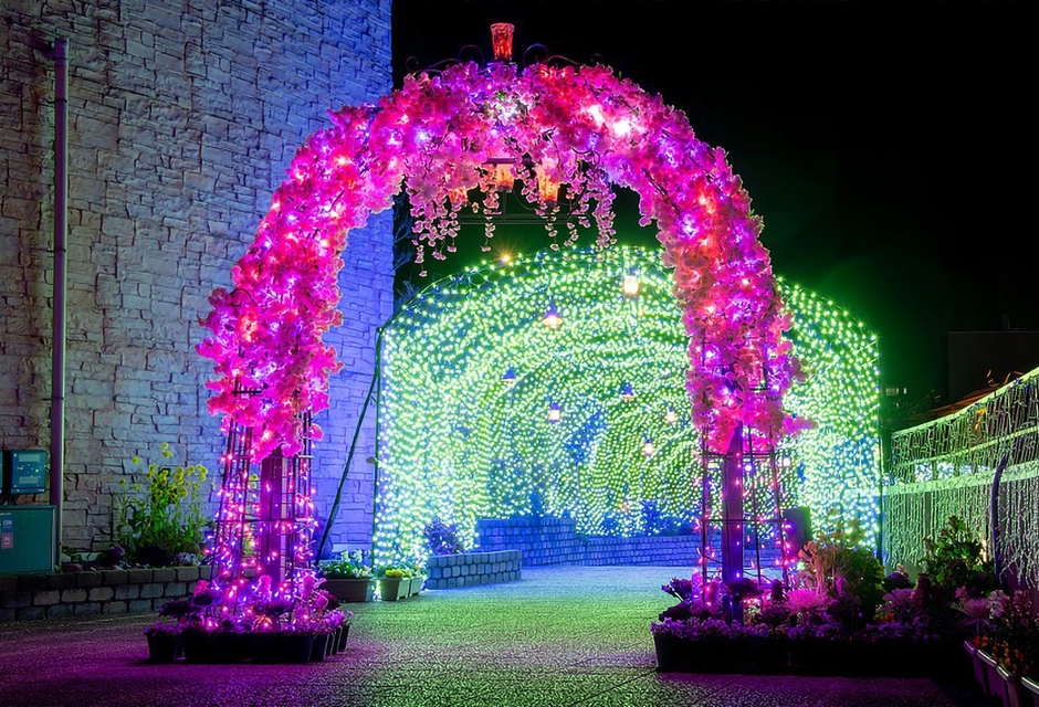 光の花トンネル ※画像は過去の様子です。