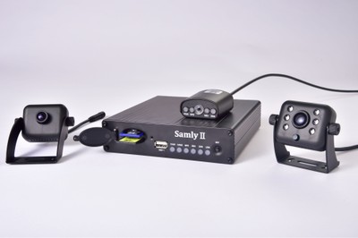 通信型ドラレコ『Samly II』
