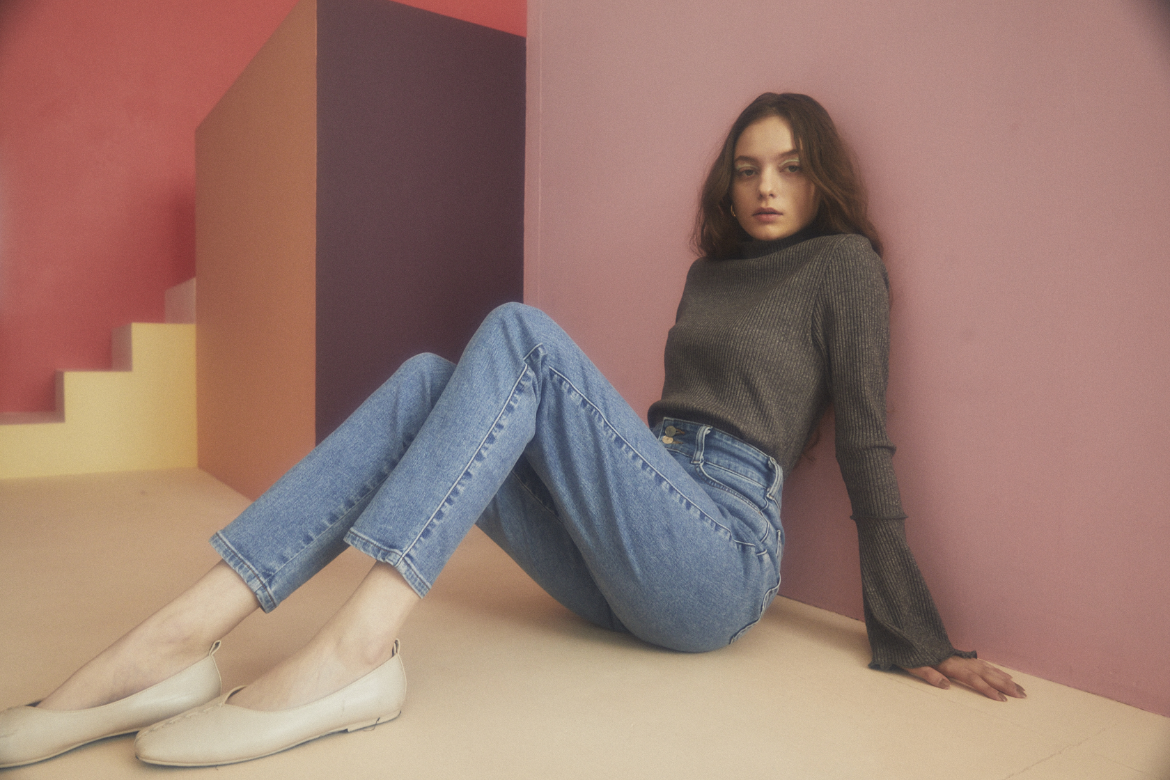 ジーンズを穿かない若者へ、正面から向き合った『毎日穿きたくなるデニム』登場