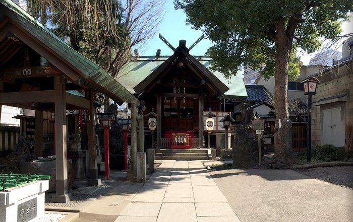 神社外観