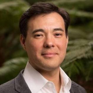 ドラッカー経営大学院准教授 ジェレミー・ハンターさま