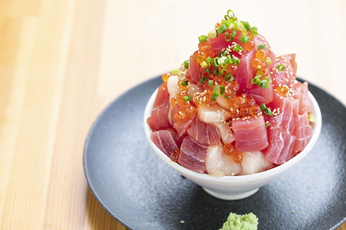 まぐろのてっぺん丼