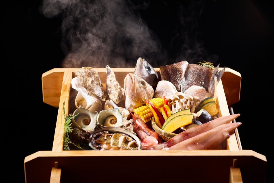 海宝蒸しプラン・大型蒸し器で目の前で蒸しあげる海宝蒸し