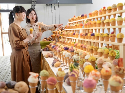 注)写真のポテサラジェラートは展示用のサンプルです。