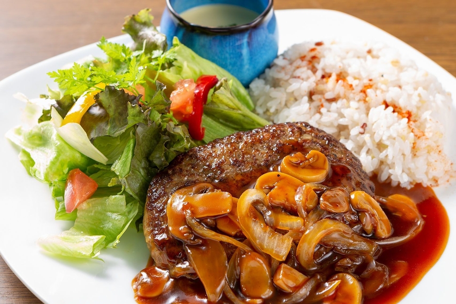 パティが160gのBigなハンバーグ